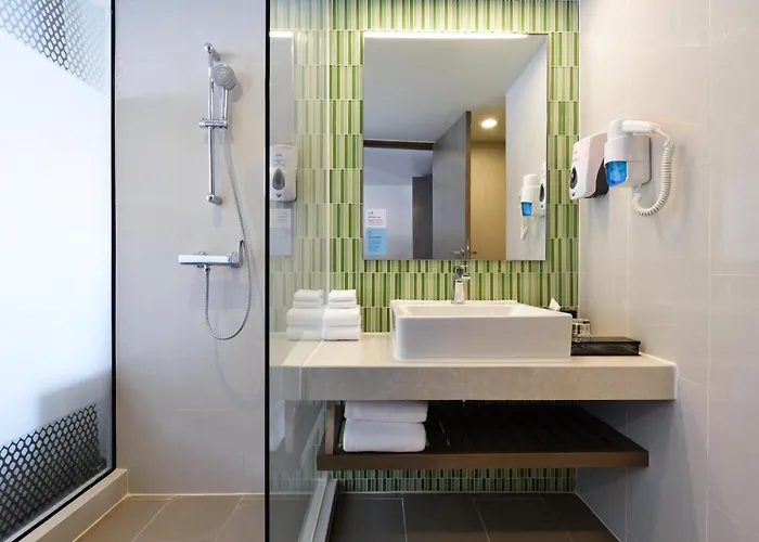 Express Sukhumvit 11 By Ihg 4* バンコク都