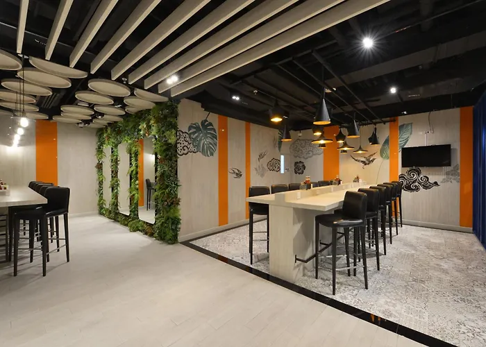 曼谷素坤逸路11号智选假日酒店 酒店