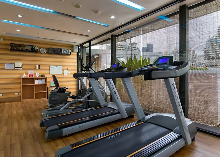 Express Sukhumvit 11 By Ihg 4*