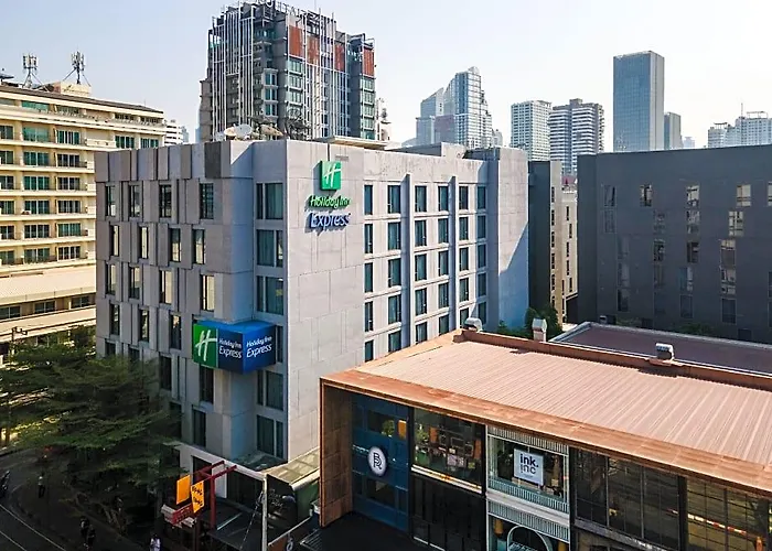 Express Sukhumvit 11 By Ihg
