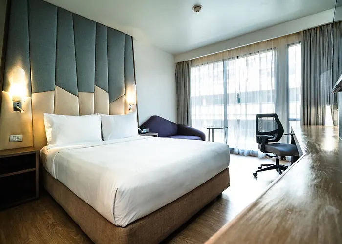 Express Sukhumvit 11 By Ihg Bangkok