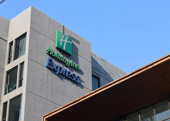 Express Sukhumvit 11 By Ihg 4* Bangkok